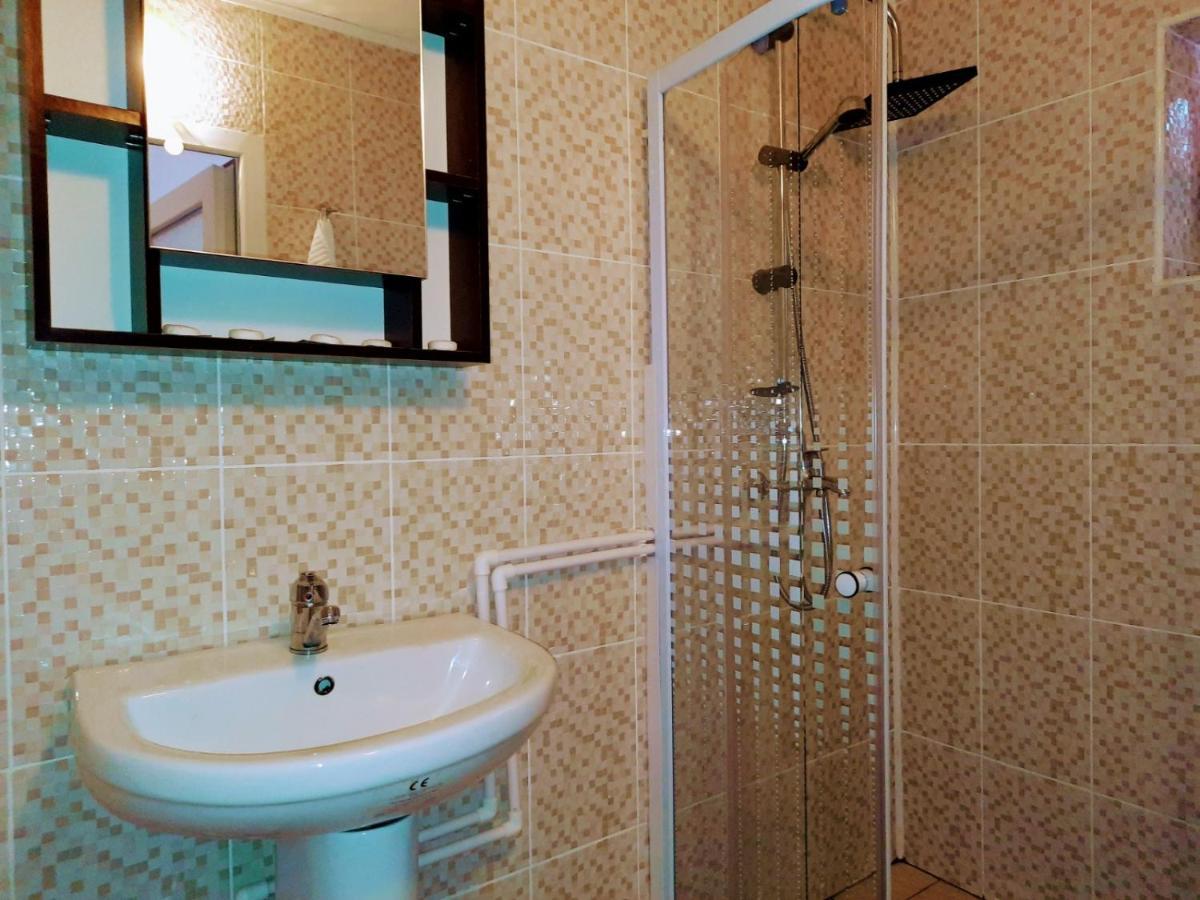 Casa Leucian Hotel Deva Ngoại thất bức ảnh